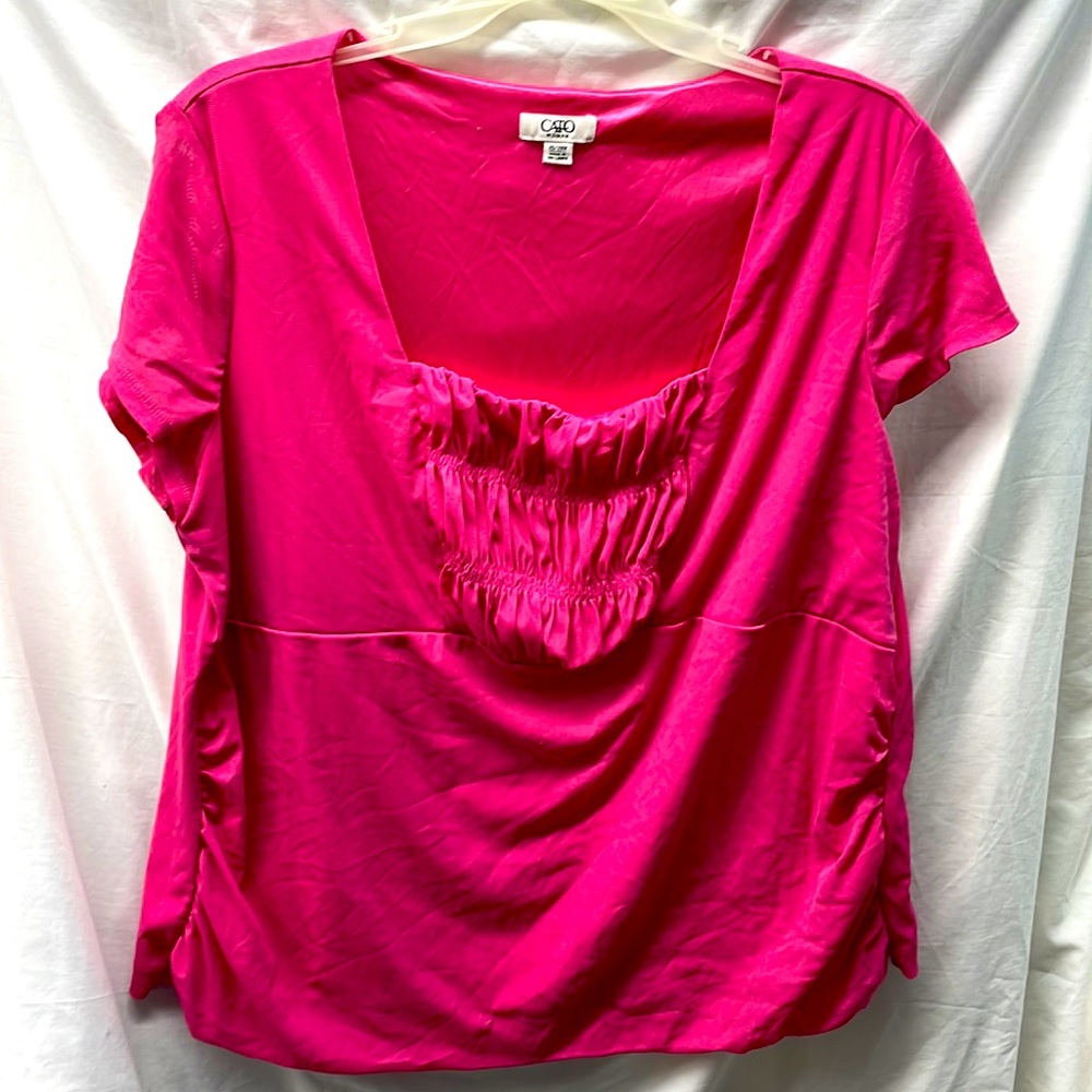 Cato woman Lace front lined top ladies sz 26/28